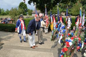 Chapter president Jay Frey and chapter genealogist Gary Auber lay the Fort Henry Chapter wreath